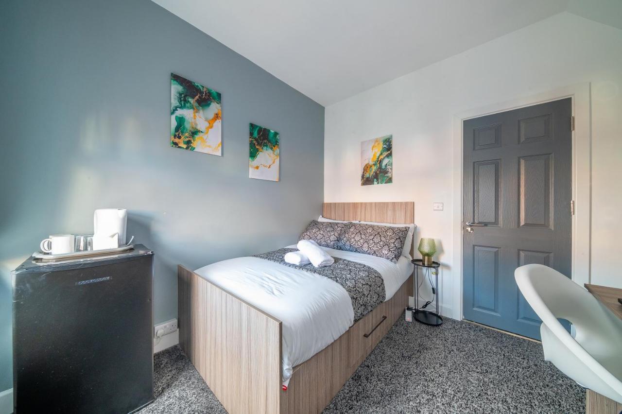 *Rb12S* For Your Most Relaxed & Cosy Stay + Free Parking + Free Fast Wifi * Leeds  Exteriör bild
