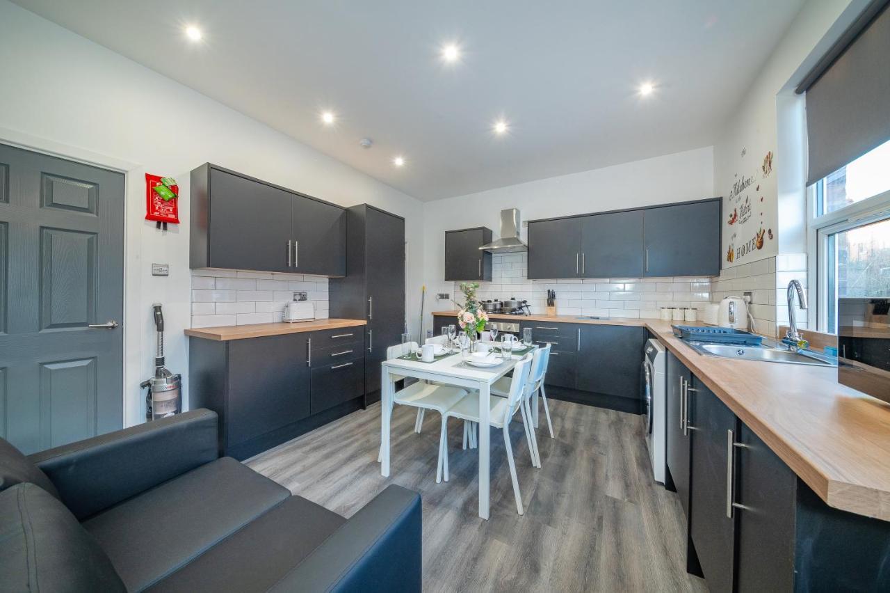 *Rb12S* For Your Most Relaxed & Cosy Stay + Free Parking + Free Fast Wifi * Leeds  Exteriör bild